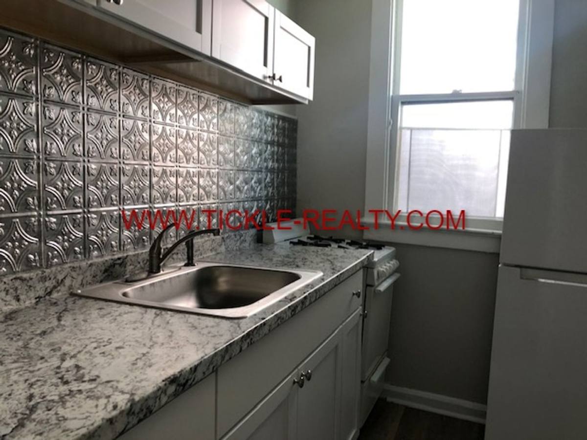 Apartment for rent at 164-166 Meigs, Rochester, NY 14607
