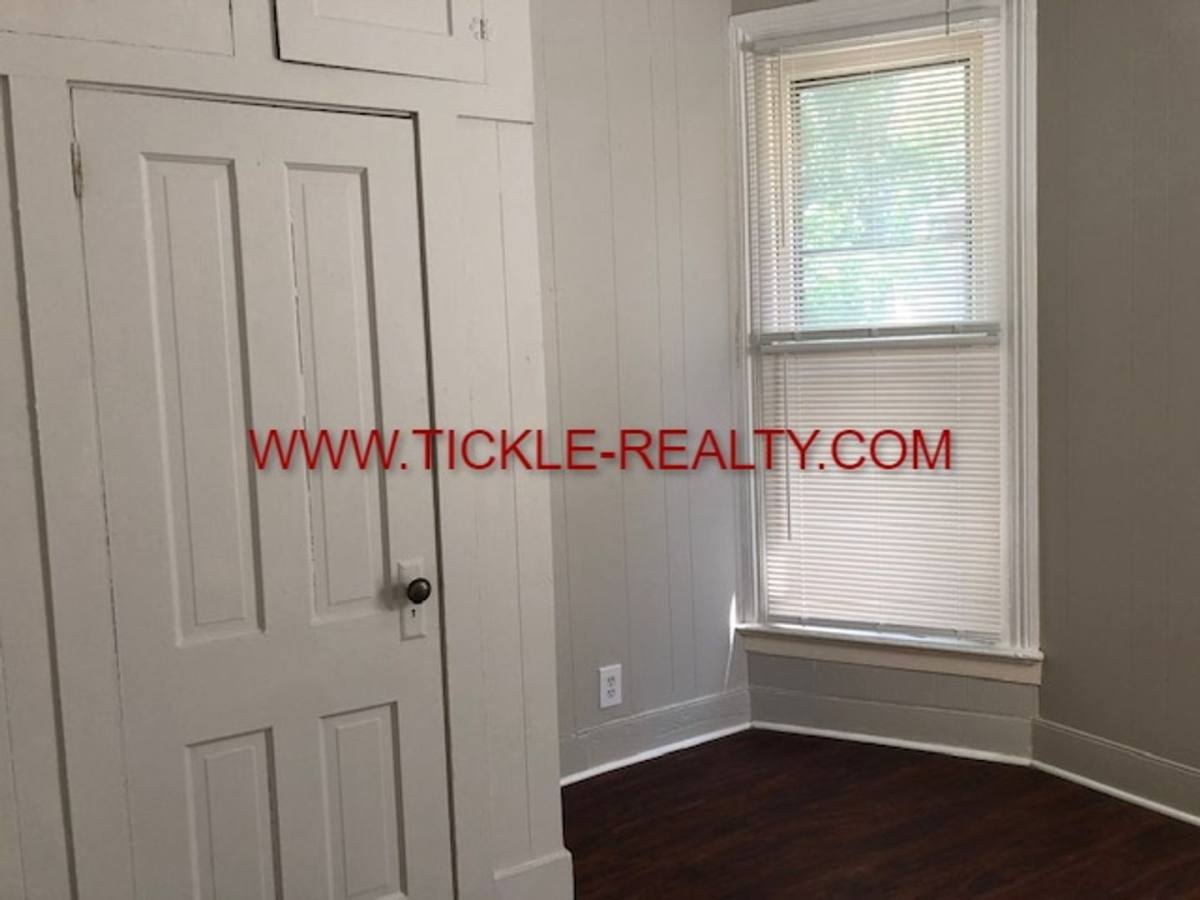 Apartment for rent at 164-166 Meigs, Rochester, NY 14607