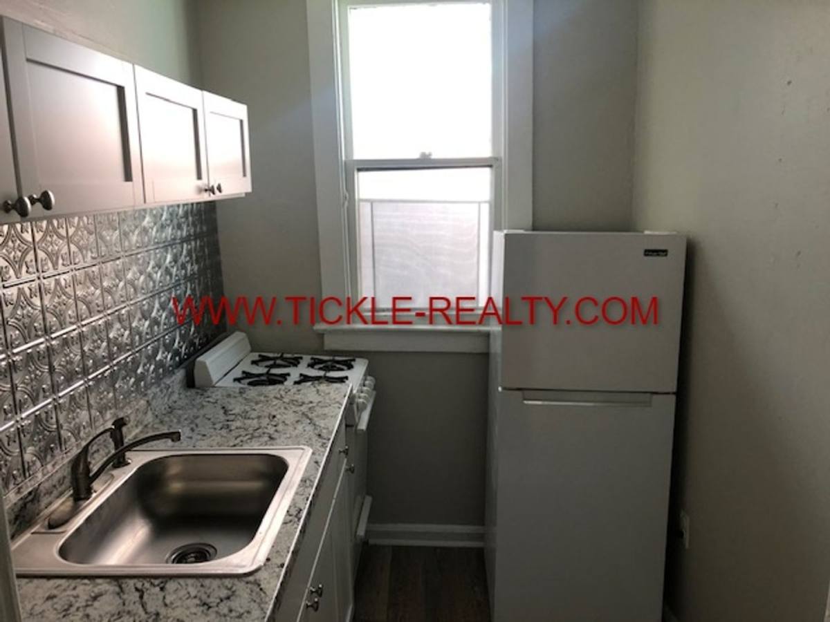 Apartment for rent at 164-166 Meigs, Rochester, NY 14607