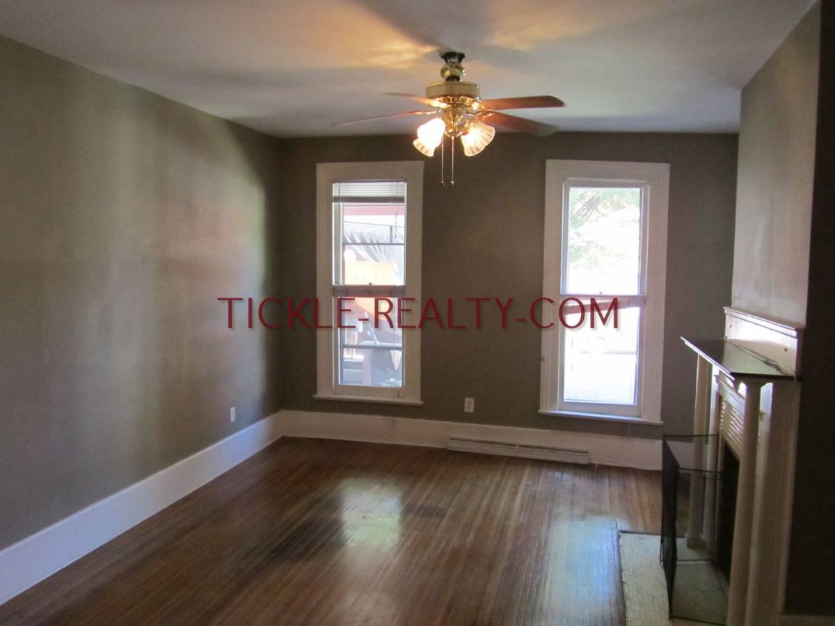 Apartment for rent at 164-166 Meigs, Rochester, NY 14607