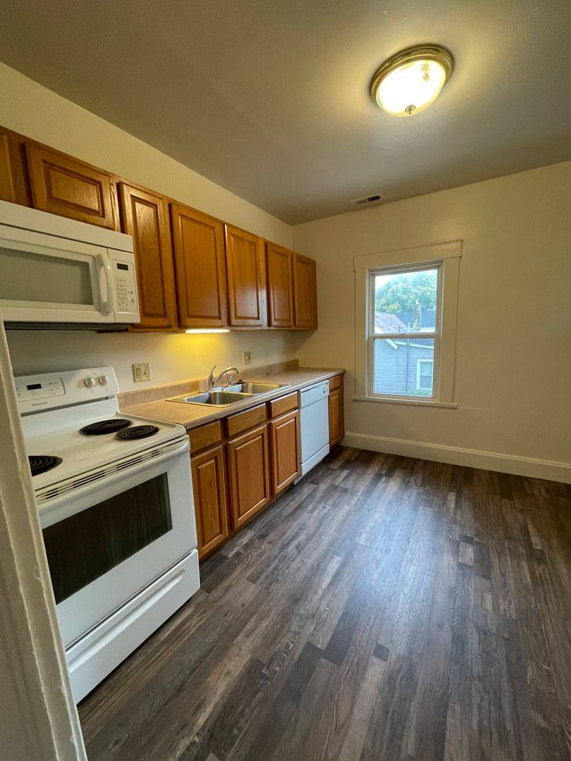 Apartment for rent at 1700-1702 N 12th St, Lafayette, IN 47904