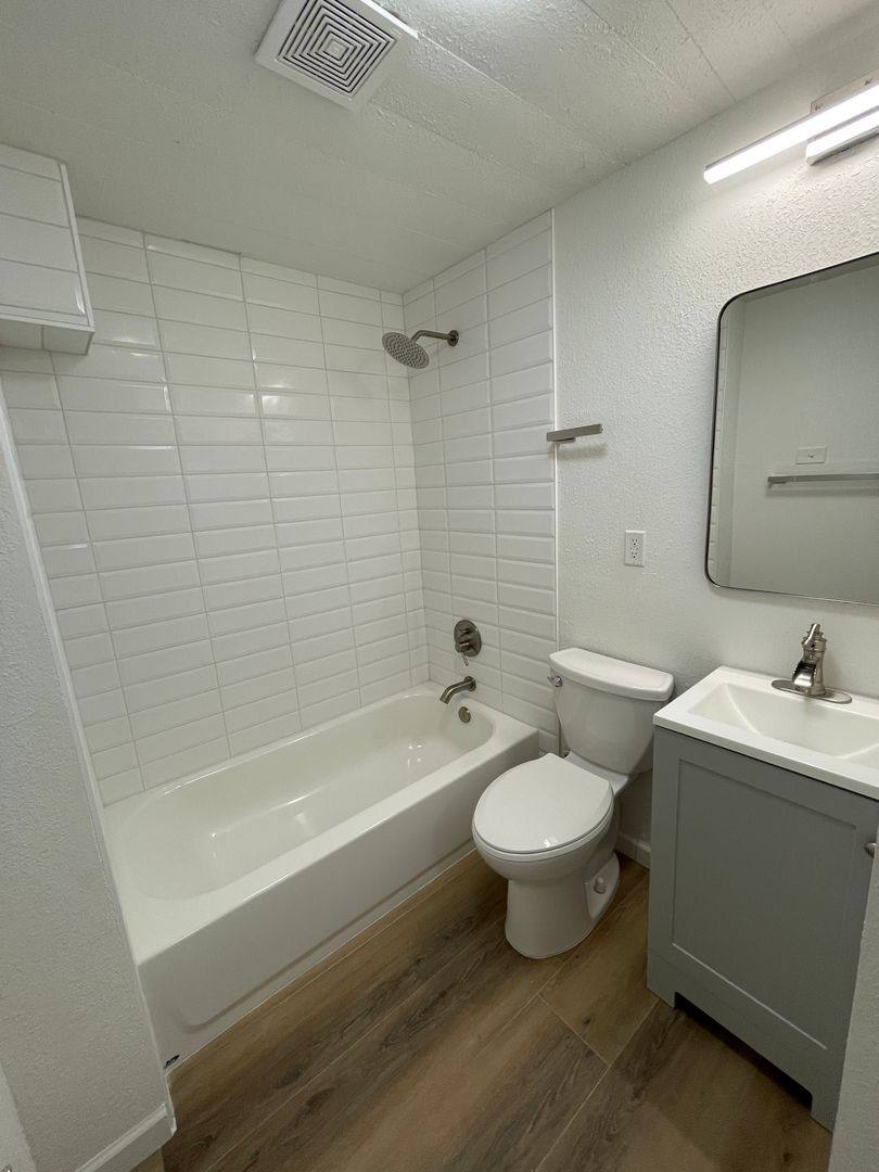 Apartment for rent at 1609-1611 Hooker St, Denver, CO 80204