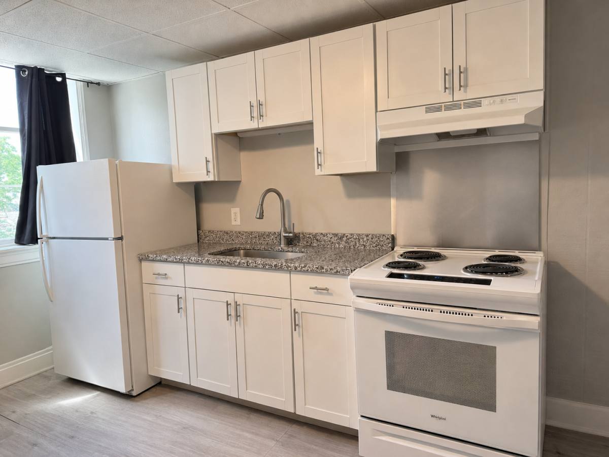 Apartment for rent at 214-216 E King St, Lancaster, PA 17602