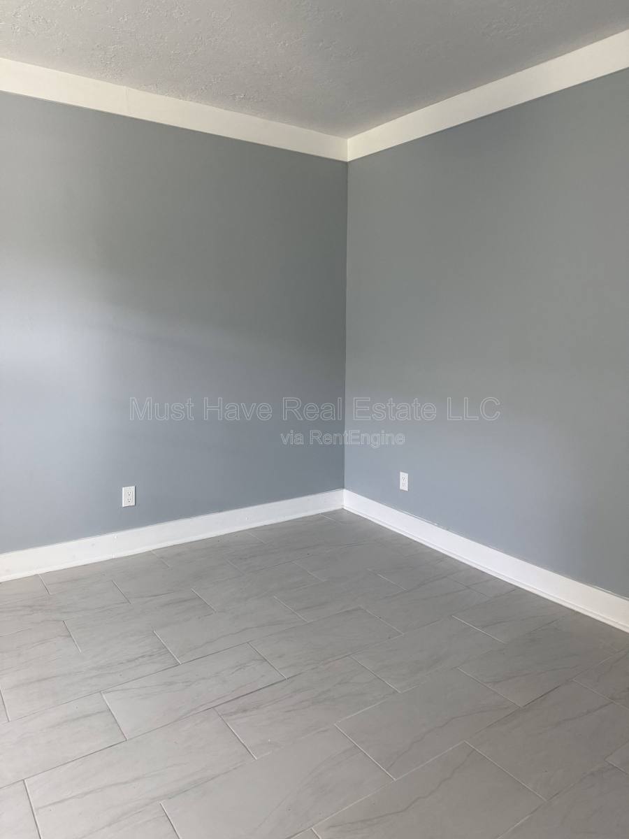 Apartment for rent at 404 W Main St #B, Morganton, NC 28655
