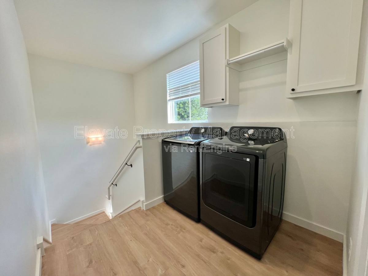 Apartment for rent at 216 E Hurd St #200, Edmond, OK 73034