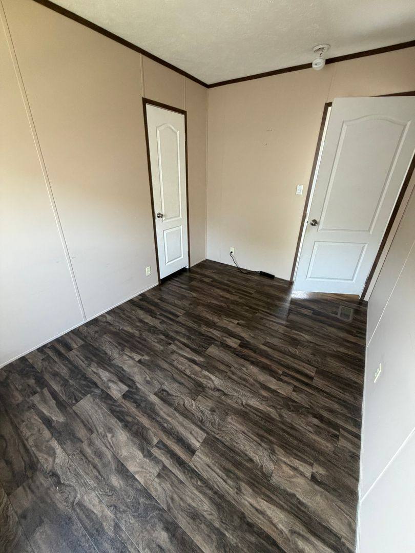 Apartment for rent at 2735 S 14th St, Springfield, IL 62703