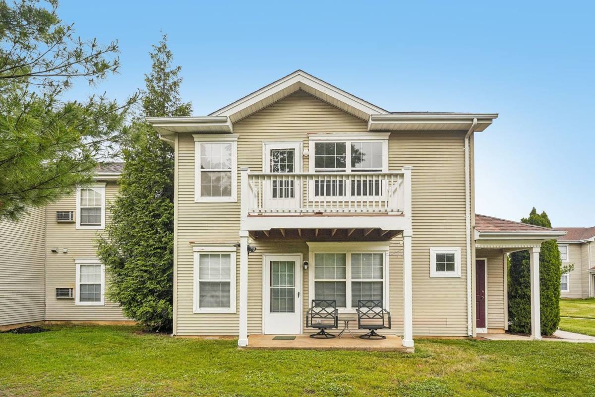 Apartment for rent at 241 Blackwood Barnsboro Rd, Blackwood, NJ 08012