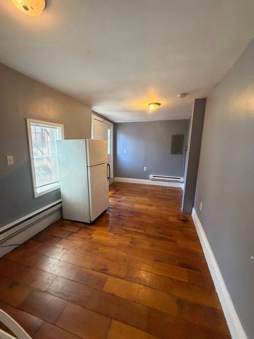 Apartment for rent at 531 N 8th, Reading, PA 19604