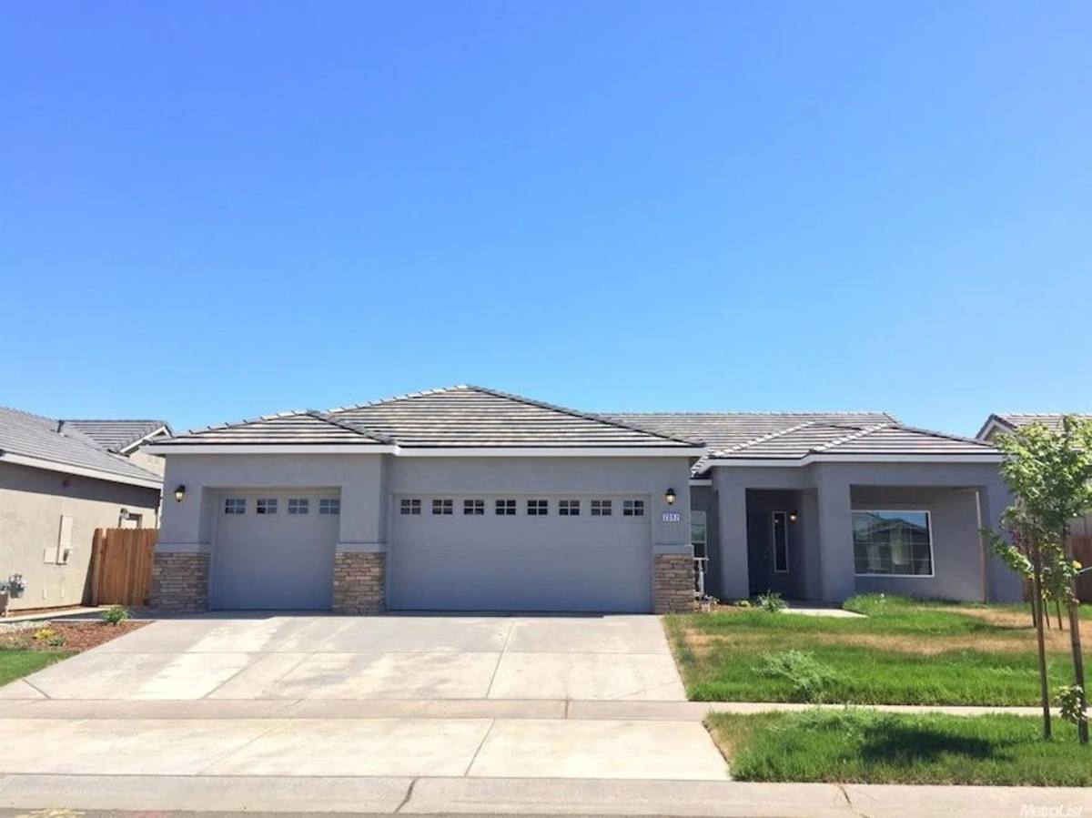 House for rent at 2092 Moss Glen Loop, Marysville, CA 95901