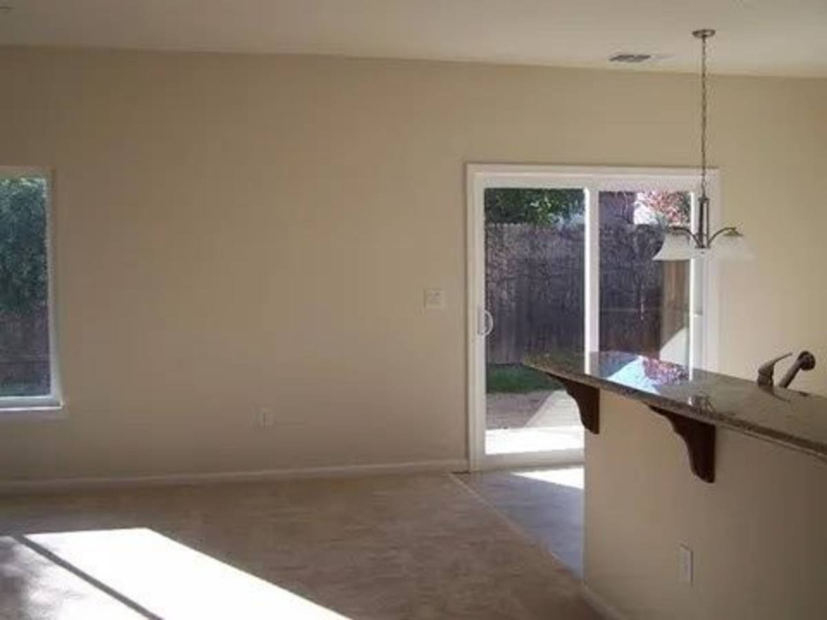 House for rent at 2092 Moss Glen Loop, Marysville, CA 95901