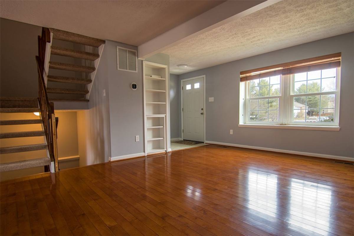 Townhouse for rent at 7821 White Cliff Terrace, Derwood, MD 20855