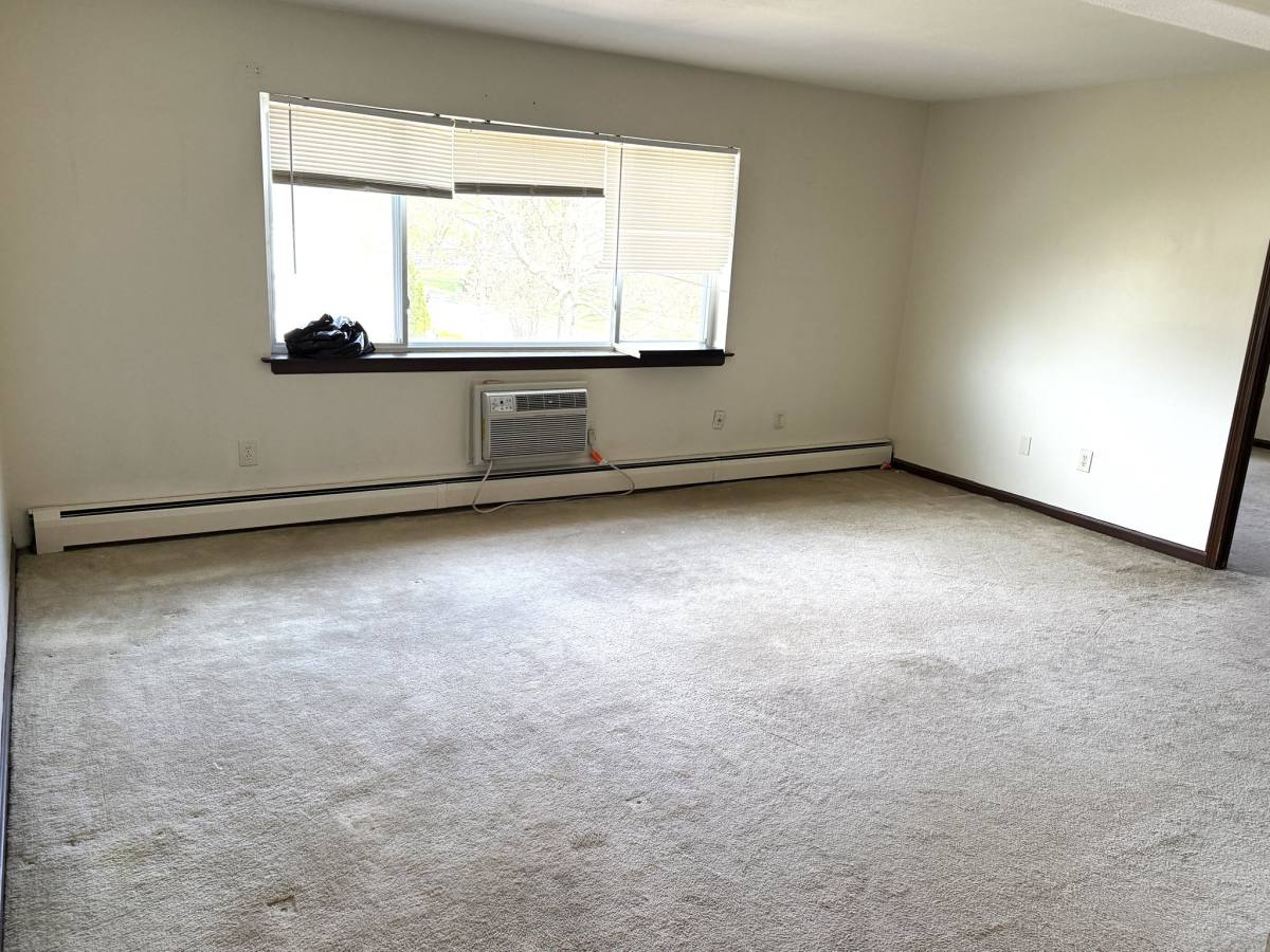 Apartment for rent at 39-41 Washington St #39-B2, Bristol, CT 06010