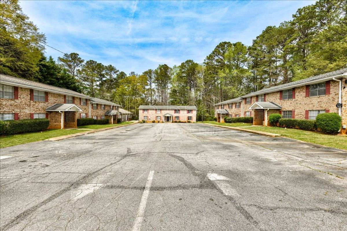 Apartment for rent at 111 W Burke St #C 4, Stockbridge, GA 30281