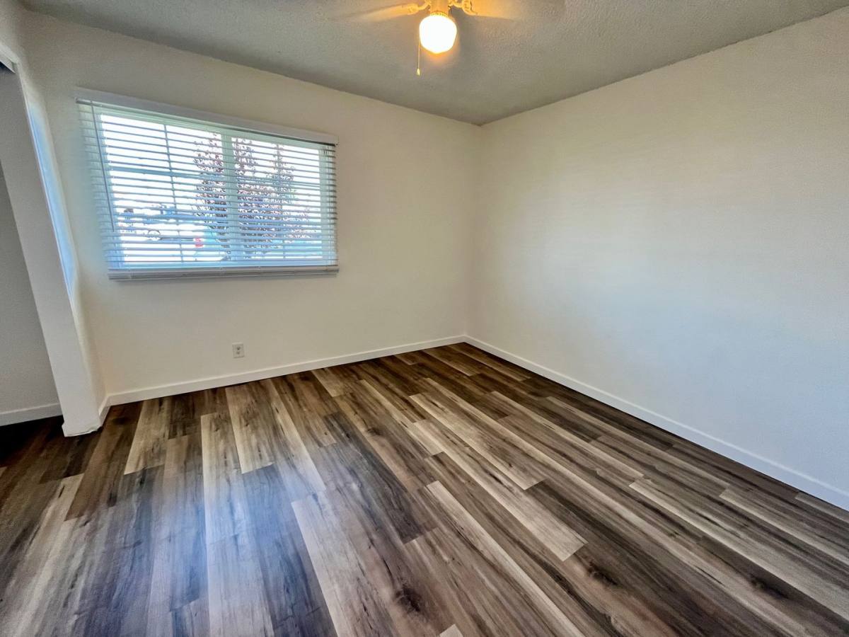 Apartment for rent at 4108 Redondo Beach Blvd, Torrance, CA 90504