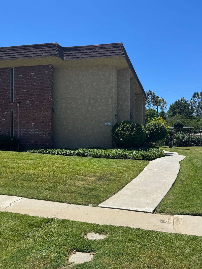 Apartment for rent at 11170 Poplar St, Loma Linda, CA 92354