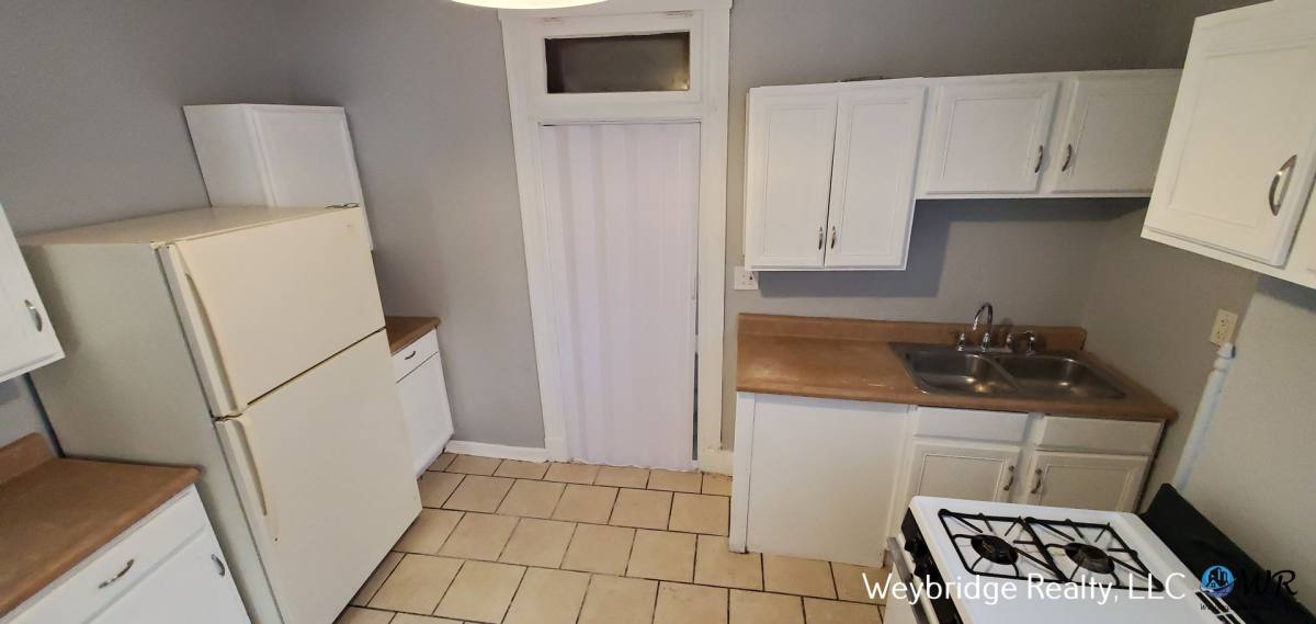 Apartment for rent at 717-719 Elberon Ave, Cincinnati, OH 45205