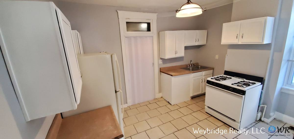 Apartment for rent at 717-719 Elberon Ave, Cincinnati, OH 45205