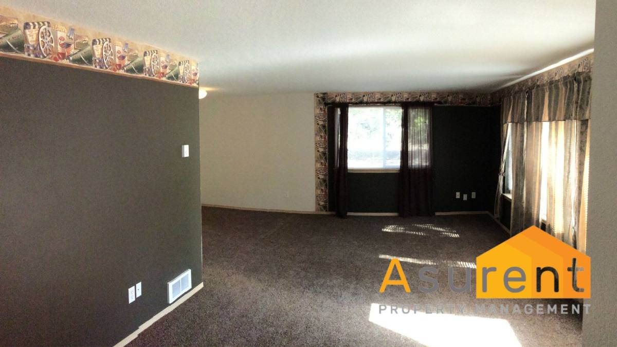 House for rent at 1163 2nd Ave, Gold Hill, OR 97525