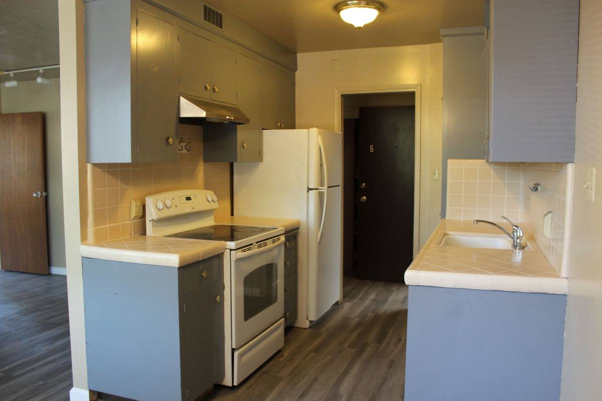 Apartment for rent at 248 W Knoles Way, Stockton, CA 95204