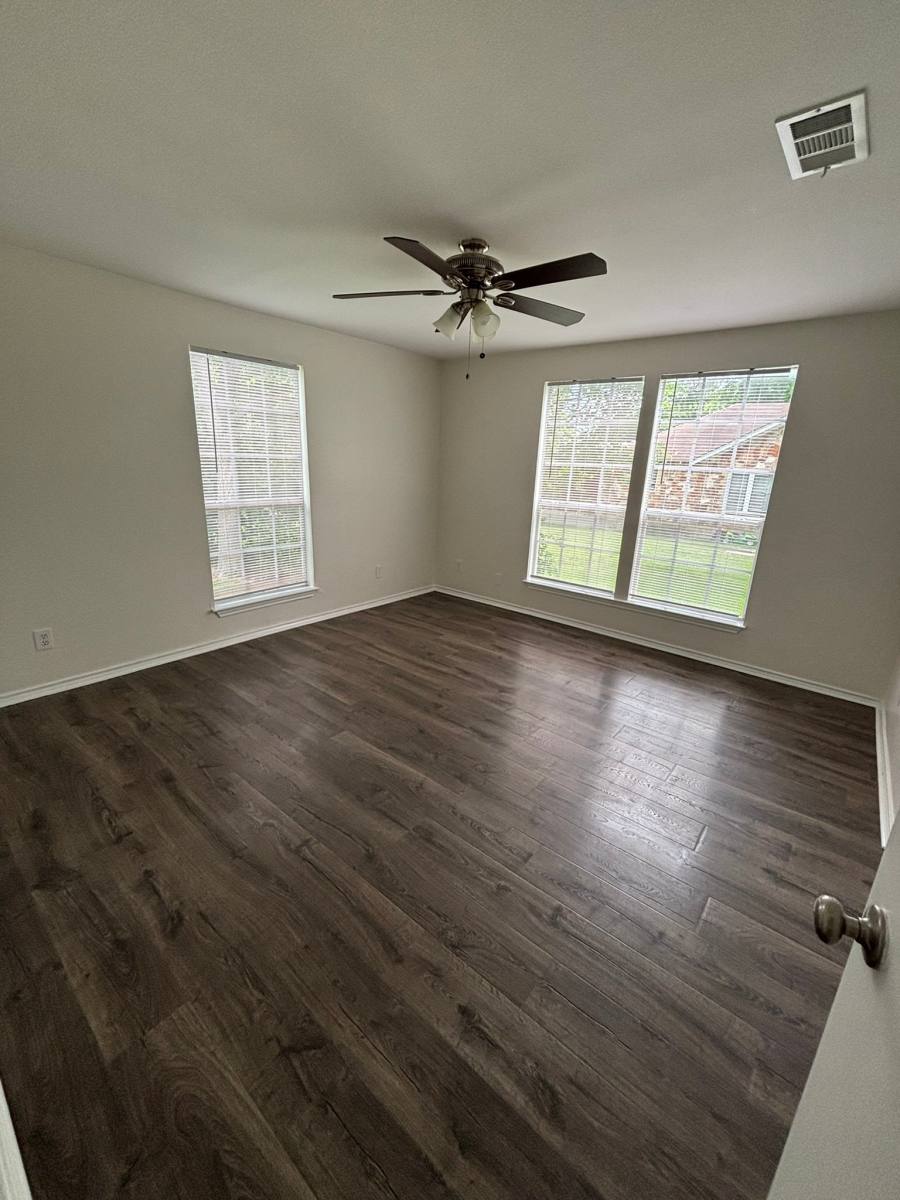 House for rent at 1001 S 29th St, Temple, TX 76504