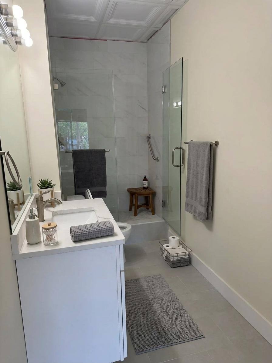Apartment for rent at 15950 Bay Vista Dr #202, Clearwater, FL 33760