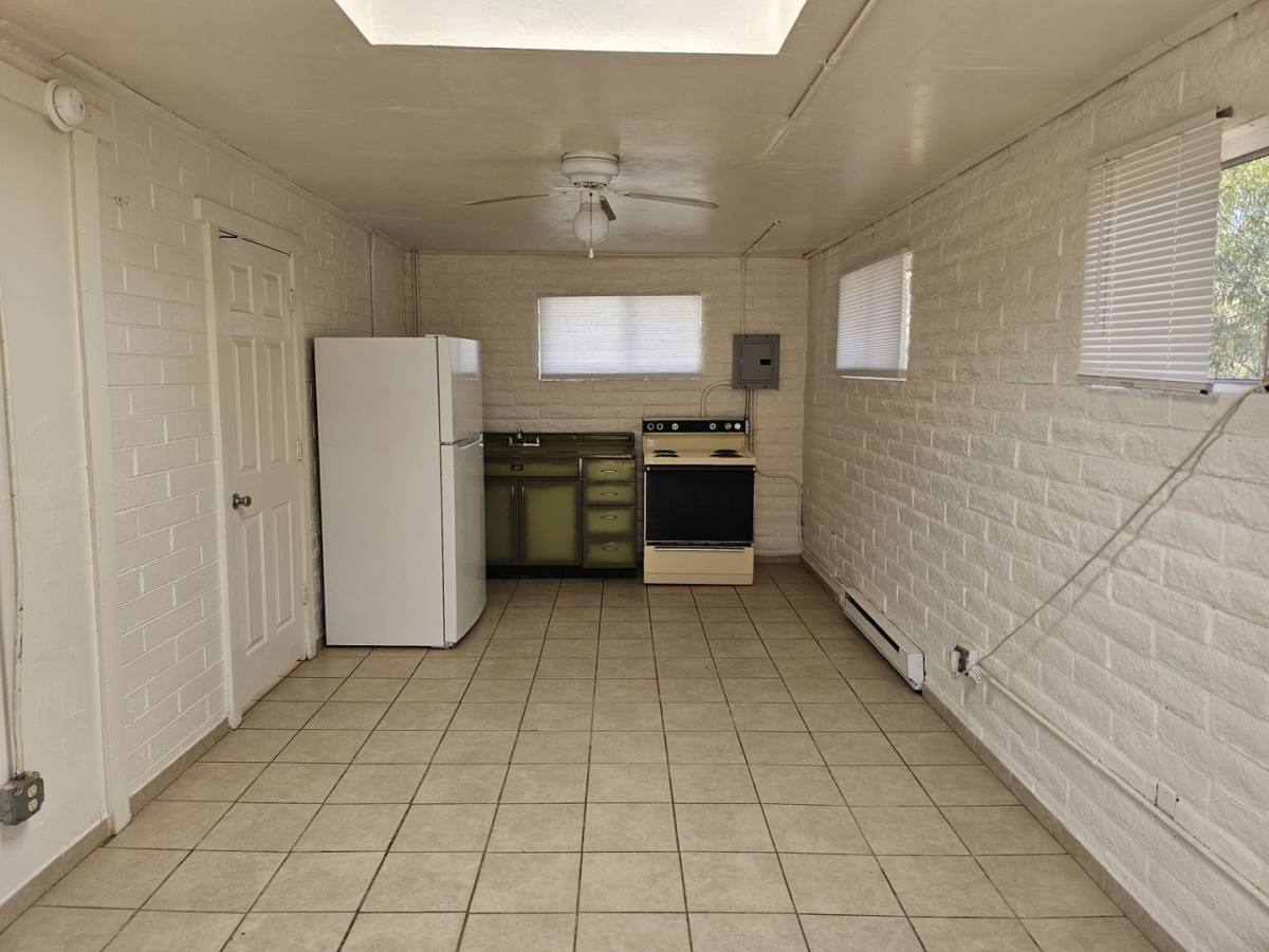 Apartment for rent at 3441 N Mountain Ave #GUEST, Tucson, AZ 85719