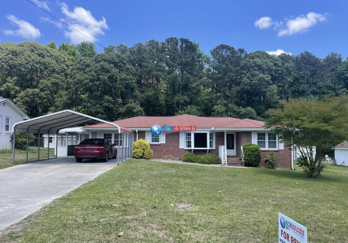 House for rent at 951 Northside Dr, Lawrenceville, GA 30043