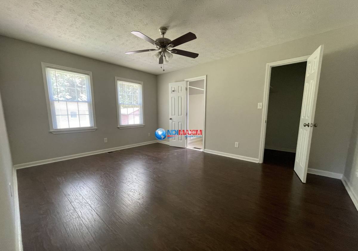 House for rent at 951 Northside Dr, Lawrenceville, GA 30043