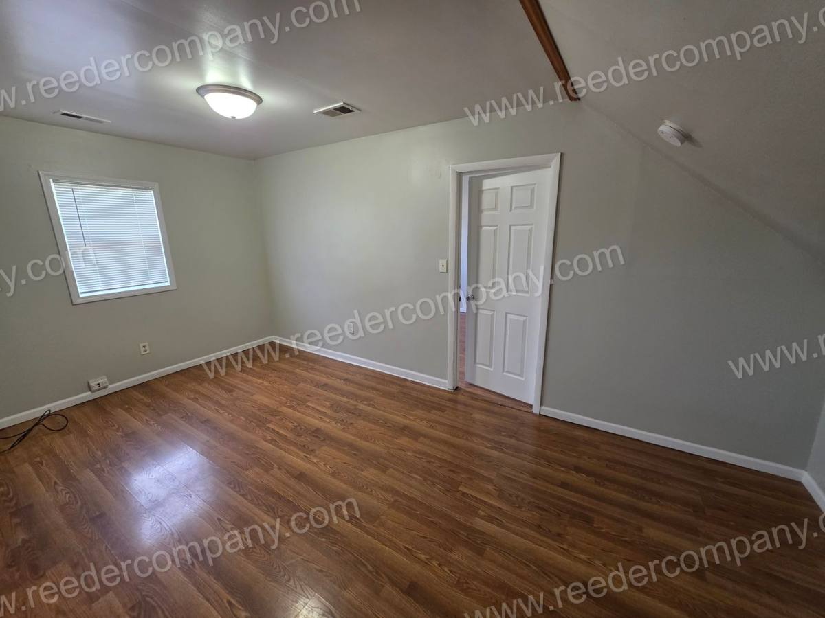 Apartment for rent at 3934 Carey St, East Chicago, IN 46312