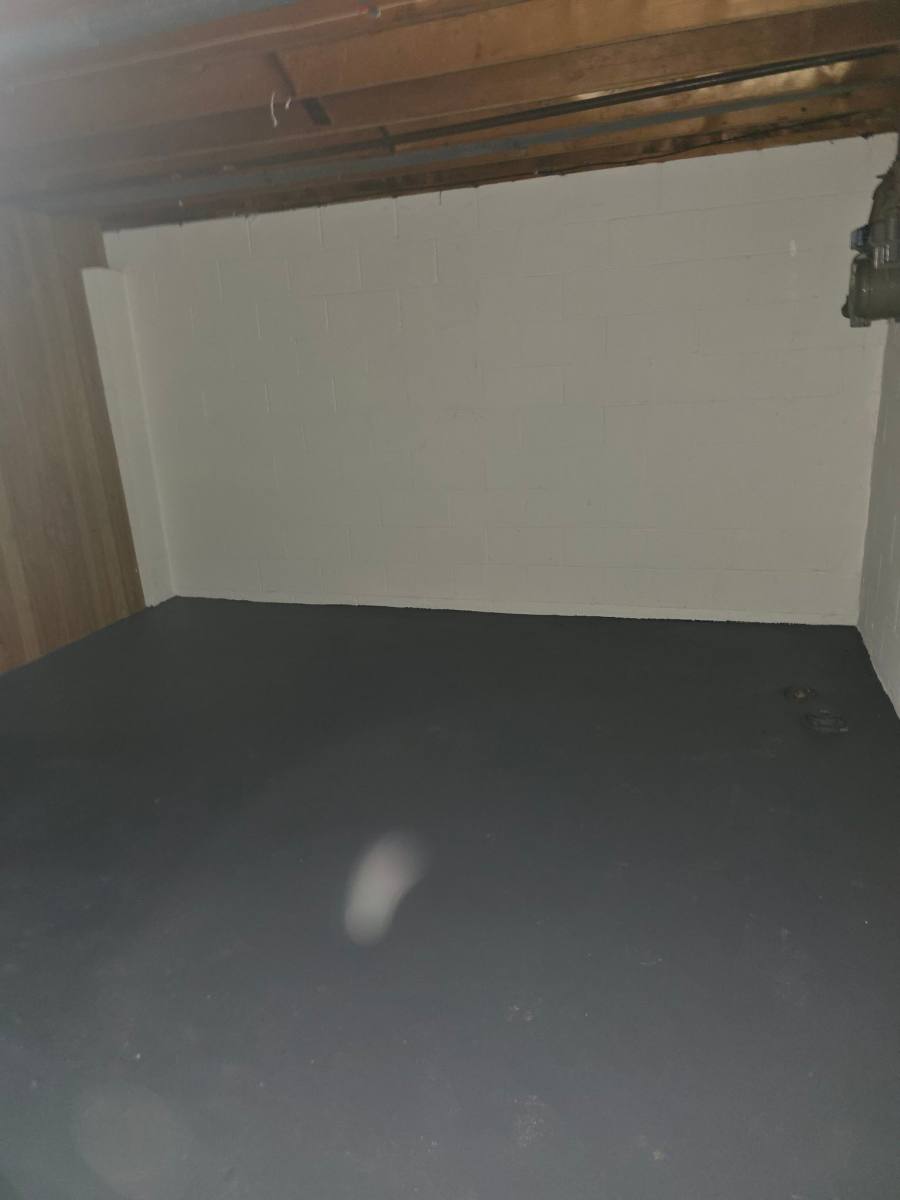 Townhouse for rent at 1403E 38th St, Erie, PA 16504