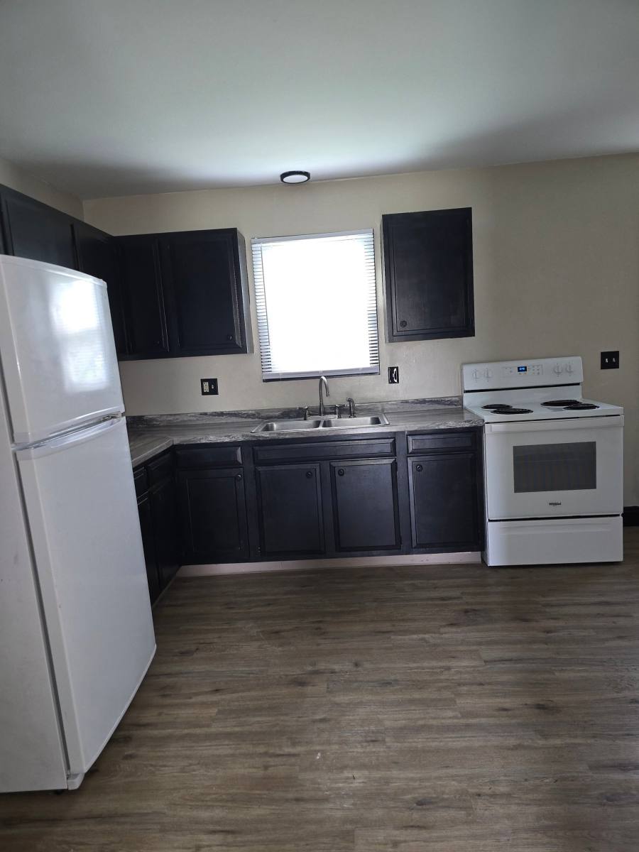 Townhouse for rent at 1403E 38th St, Erie, PA 16504
