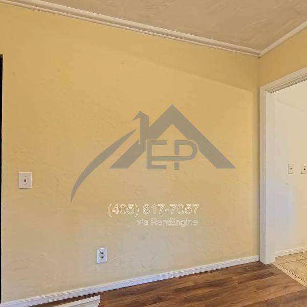 Apartment for rent at 2300 Carlton Way, Oklahoma City, OK 73120