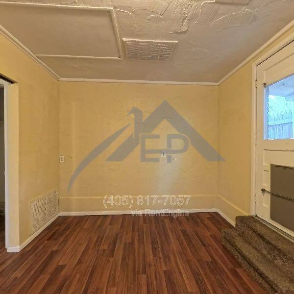 Apartment for rent at 2300 Carlton Way, Oklahoma City, OK 73120