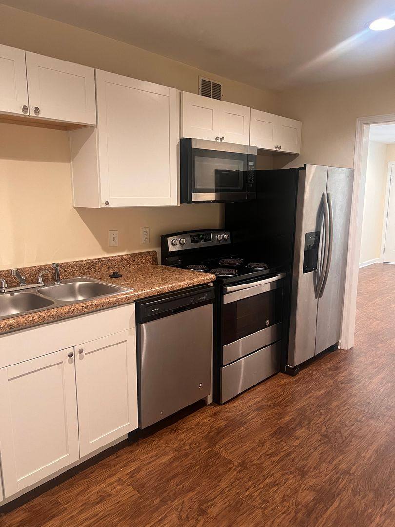 Apartment for rent at 710 Cashua St, Darlington, SC 29532