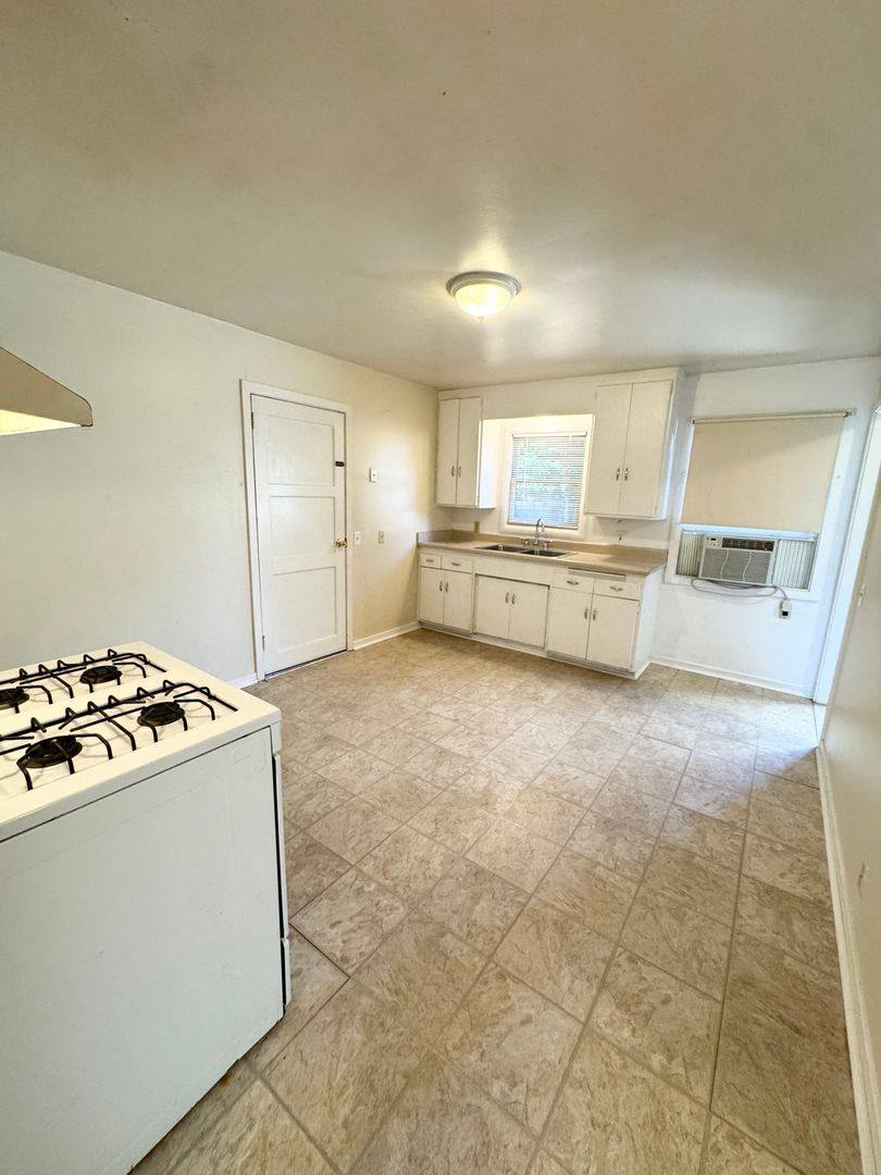 Apartment for rent at 461 Walnut St, West Sacramento, CA 95691