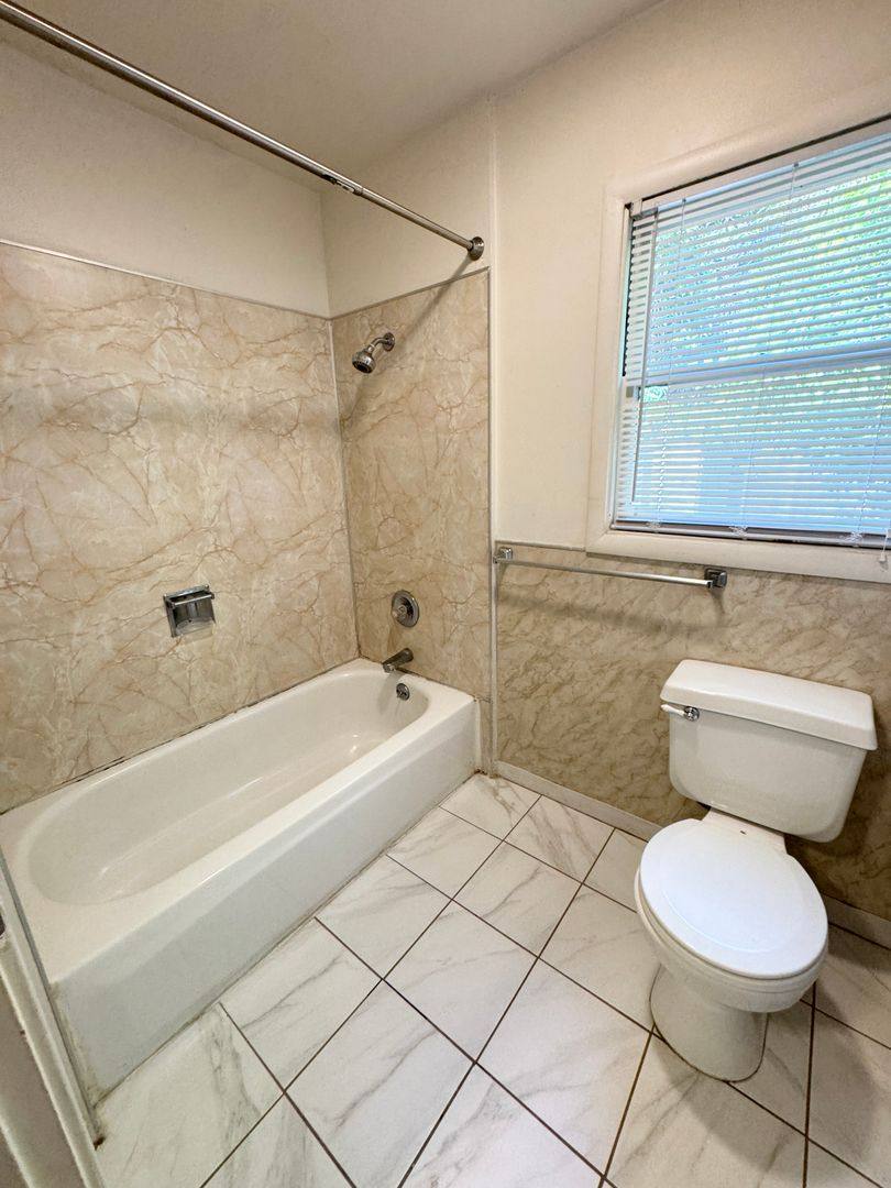 Apartment for rent at 461 Walnut St, West Sacramento, CA 95691
