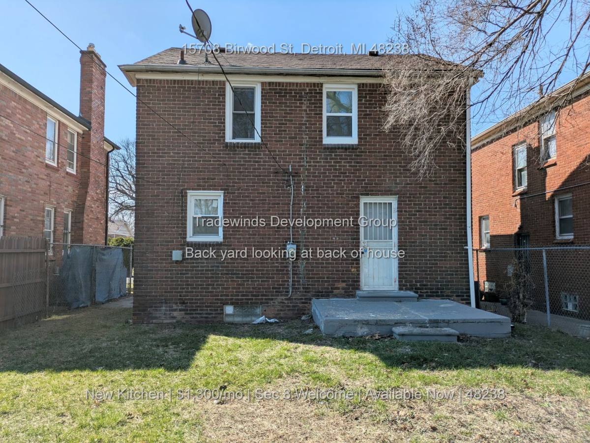 House for rent at 15708 Birwood St, Detroit, MI 48238