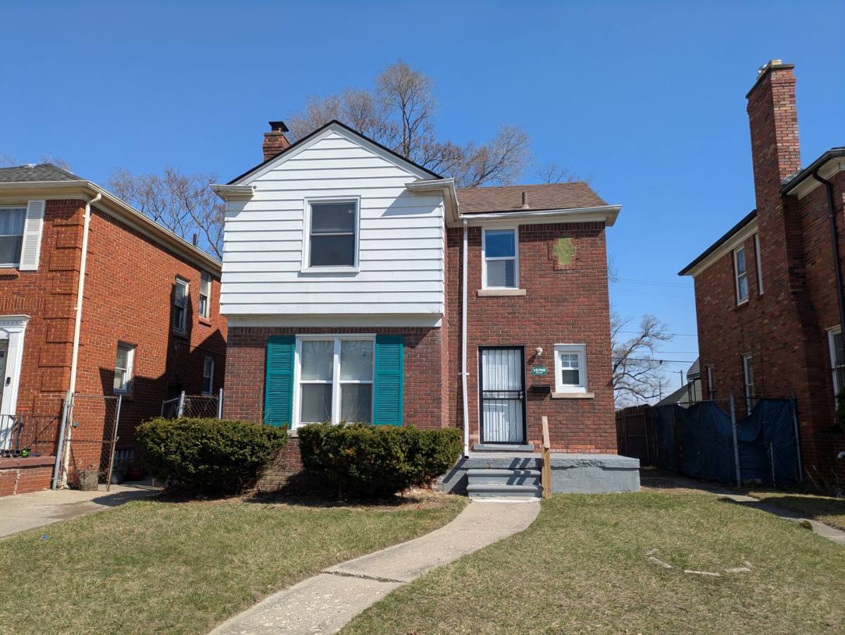 House for rent at 15708 Birwood St, Detroit, MI 48238