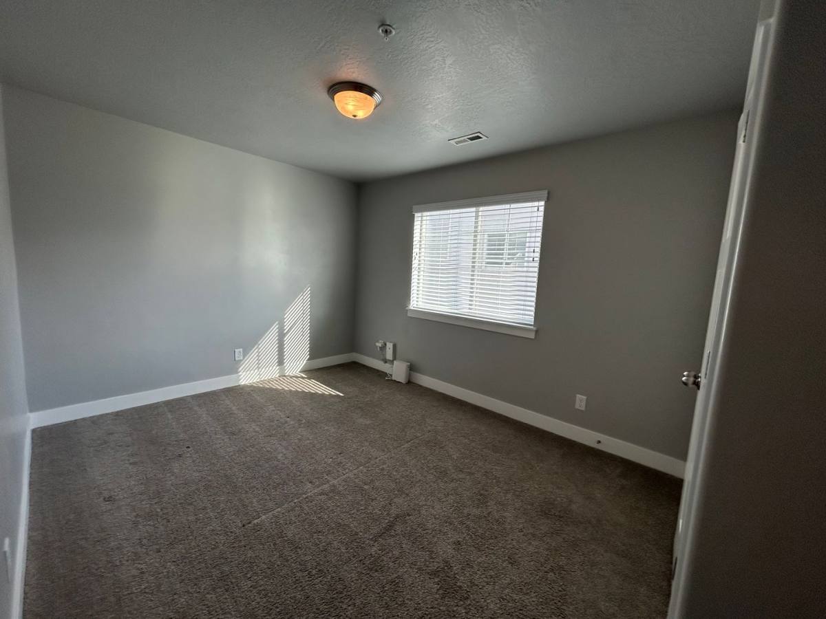 Condo for rent at 479 S 2500 W, Springville, UT 84663