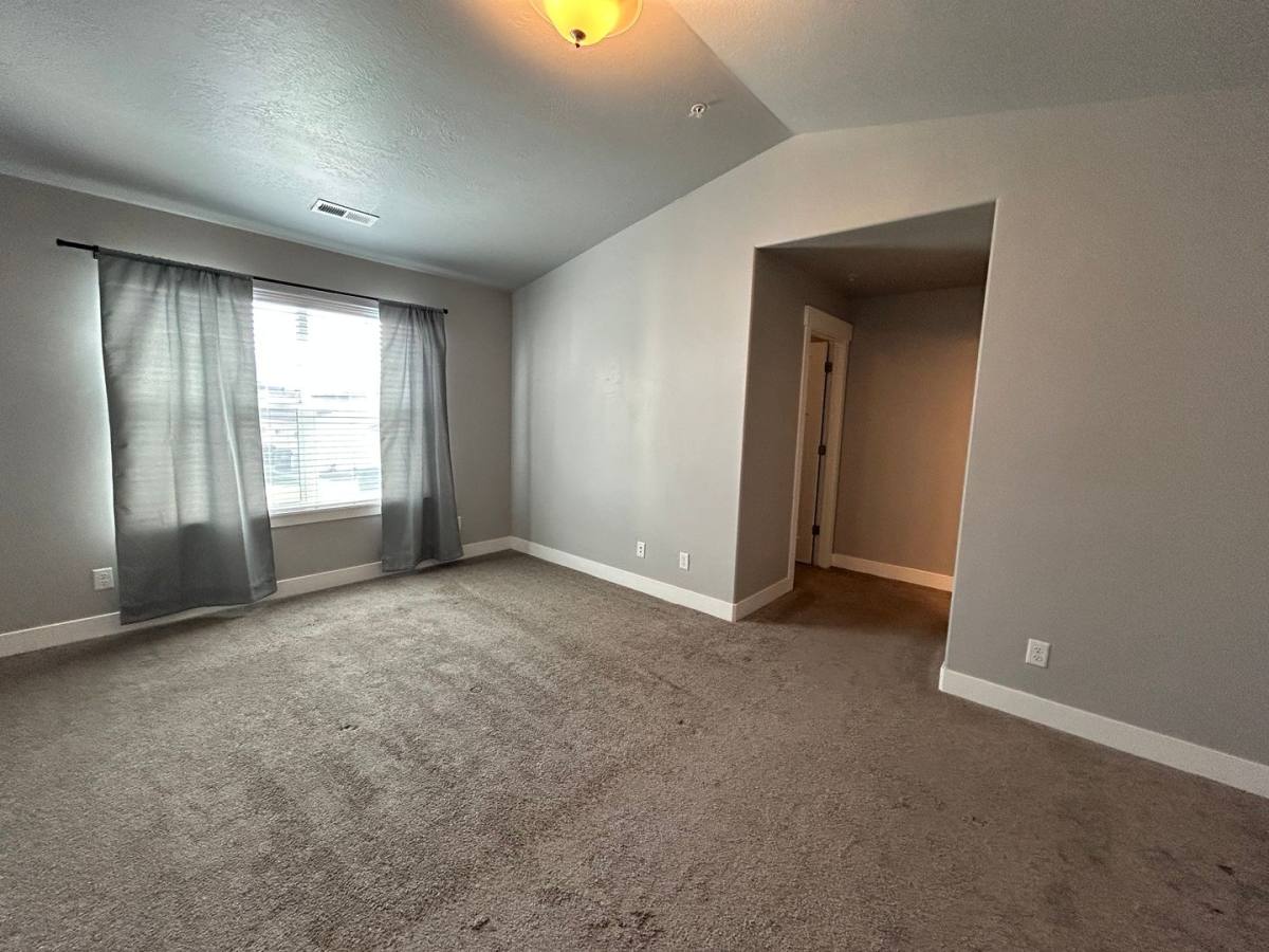 Condo for rent at 479 S 2500 W, Springville, UT 84663