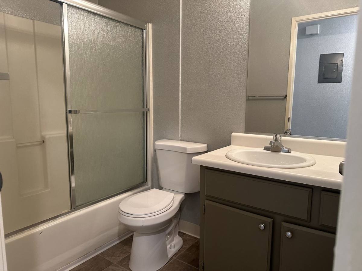 Apartment for rent at 29536 Dixon St, Hayward, CA 94544