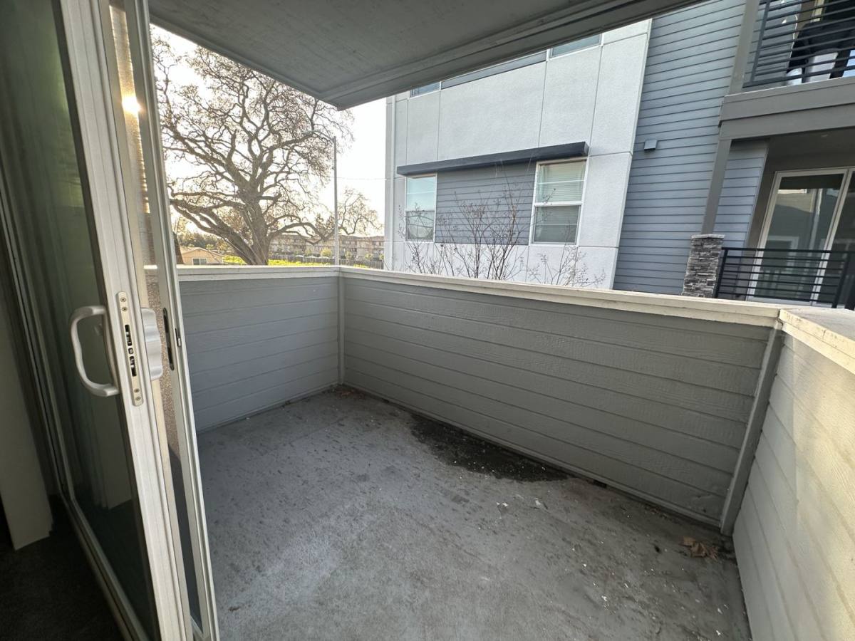 Apartment for rent at 29536 Dixon St, Hayward, CA 94544