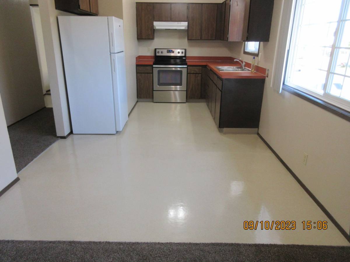 House for rent at 1172 12th St NE, Salem, OR 97303