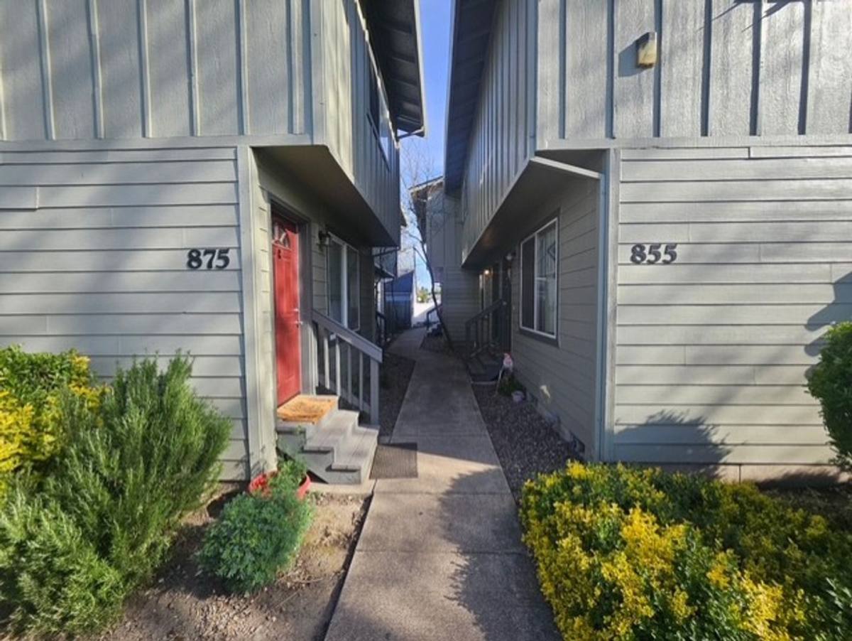 Apartment for rent at 855-875 Concord St NE, Salem, OR 97301
