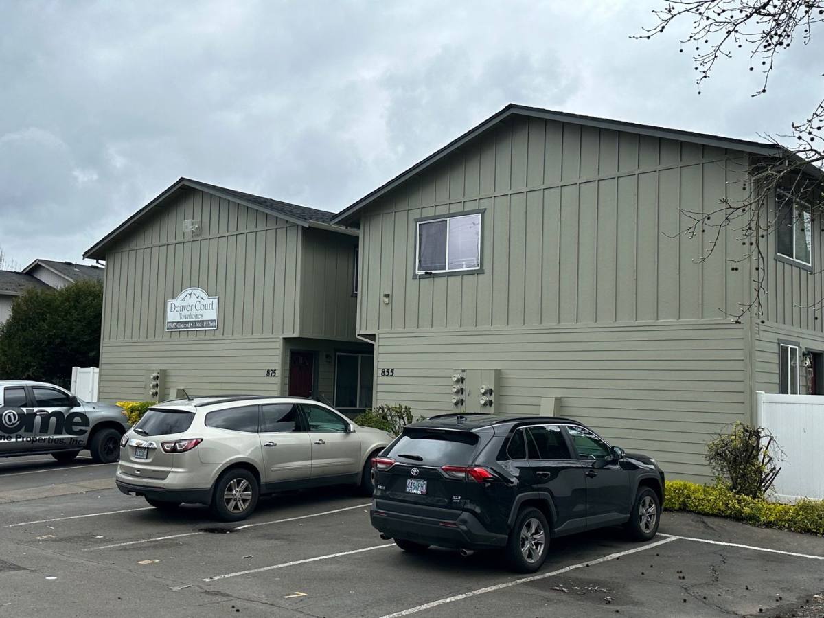 Apartment for rent at 855-875 Concord St NE, Salem, OR 97301