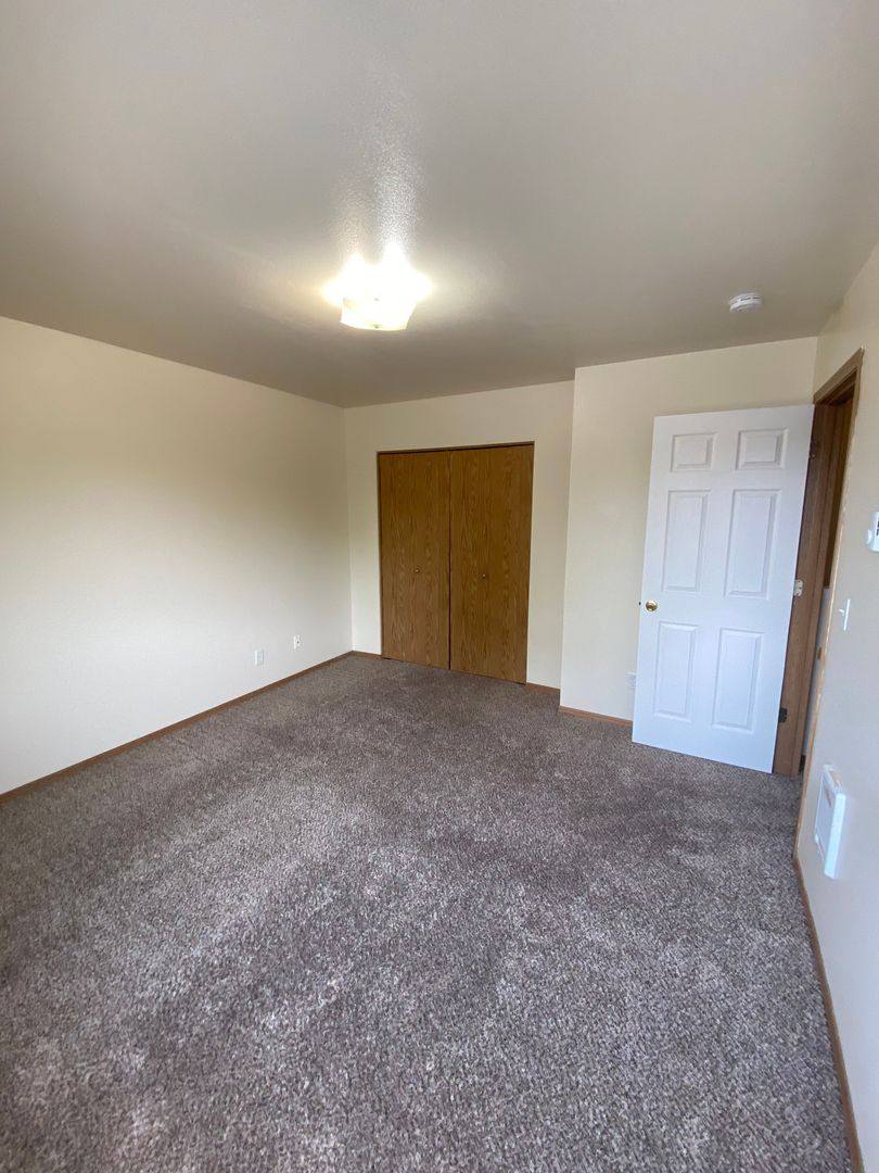 Apartment for rent at 855-875 Concord St NE, Salem, OR 97301