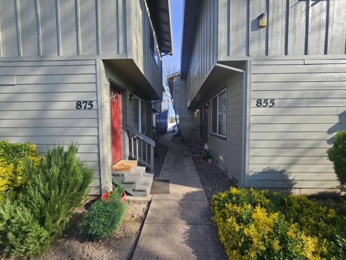 Apartment for rent at 855-875 Concord St NE, Salem, OR 97301