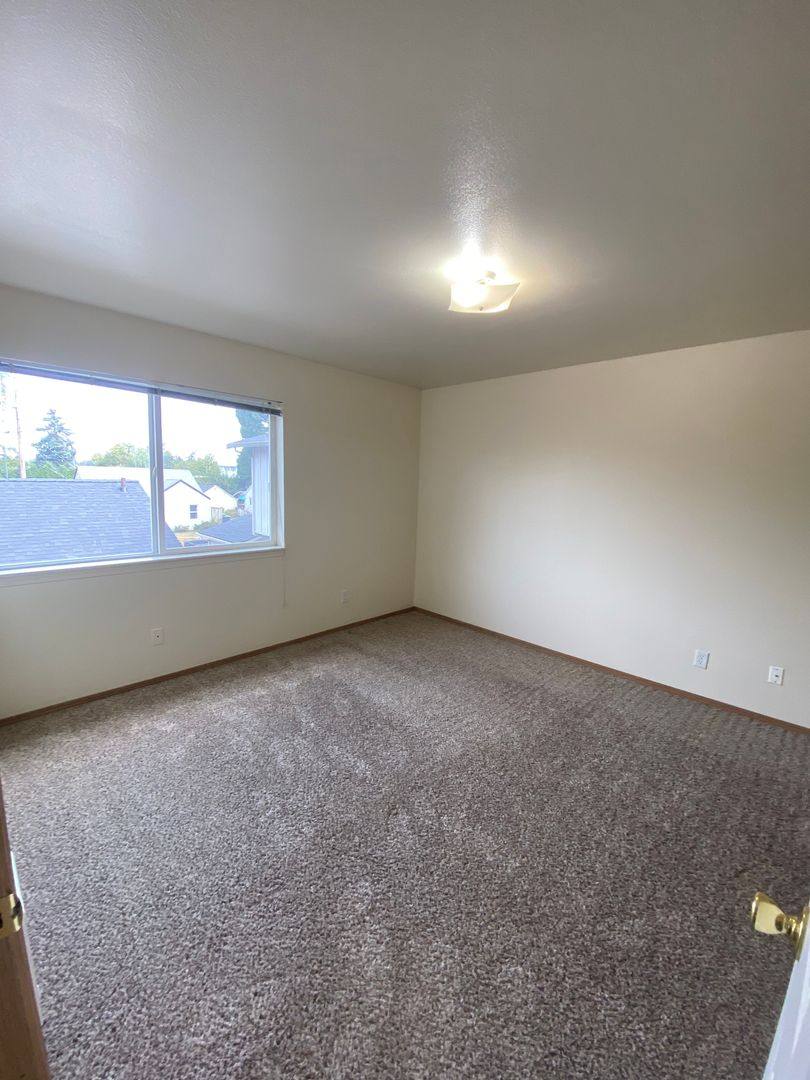 Apartment for rent at 855-875 Concord St NE, Salem, OR 97301