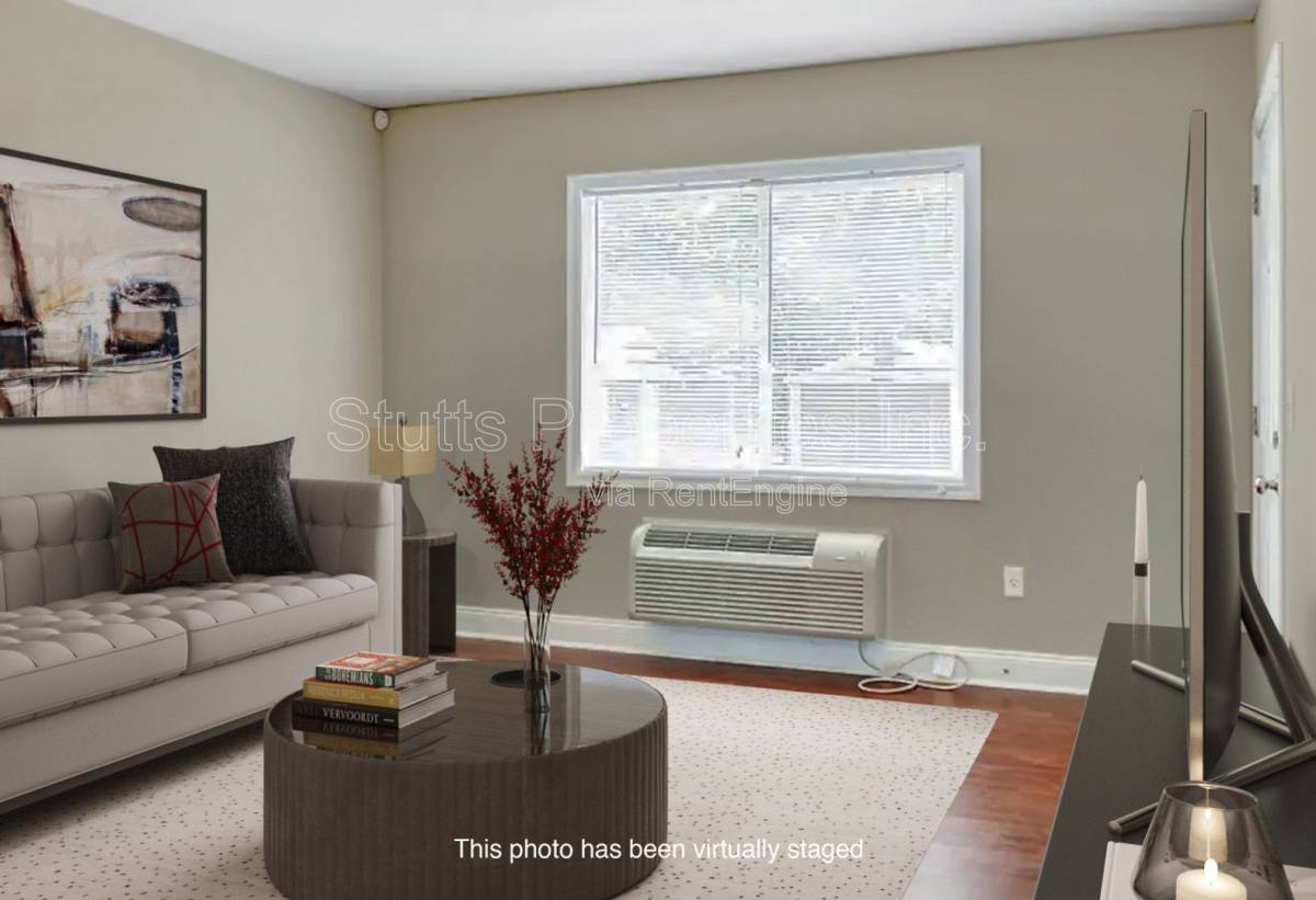 Apartment for rent at 1246 Graham Ave #26, Florence, AL 35630