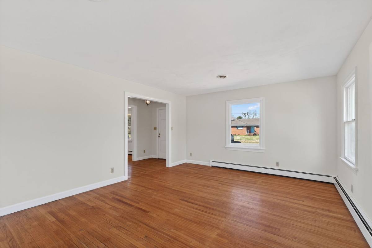 House for rent at 2305 Lakewood Lane, Chesapeake, VA 23321